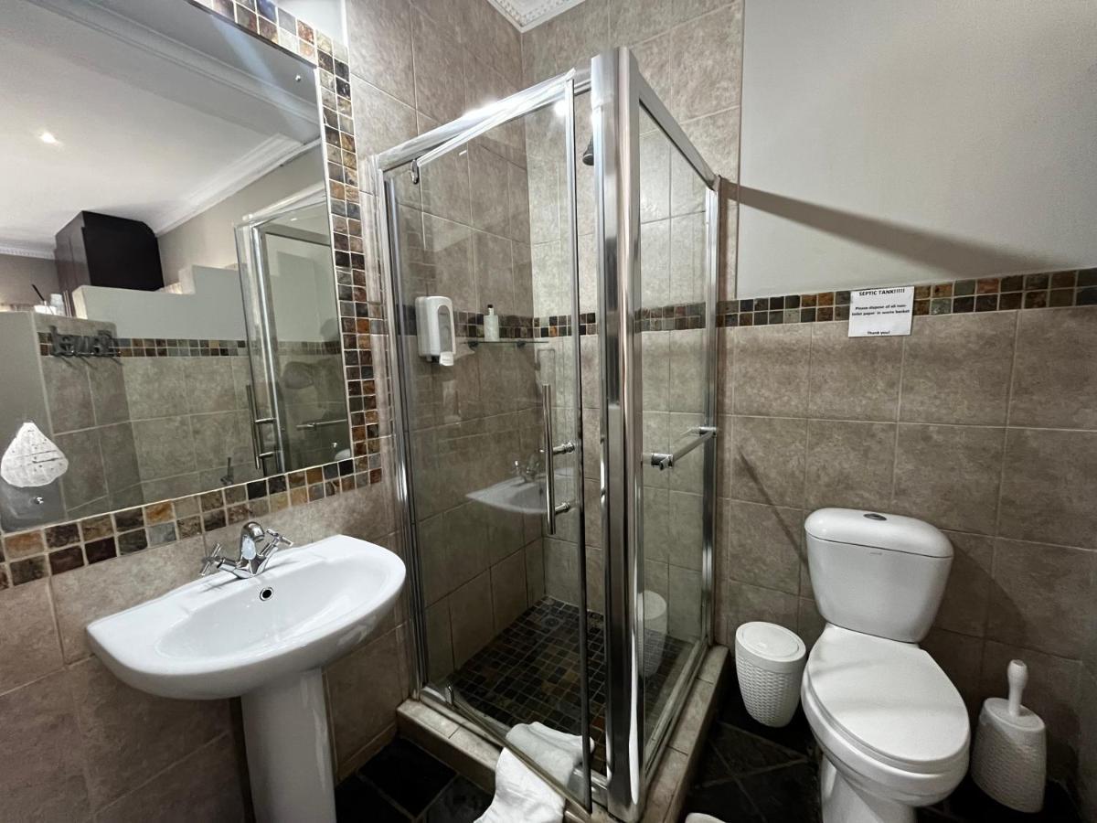 House Haven Guesthouse Port Elizabeth Ngoại thất bức ảnh