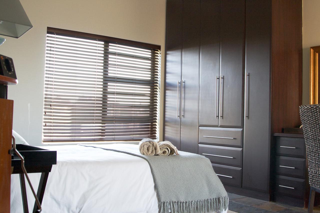 House Haven Guesthouse Port Elizabeth Ngoại thất bức ảnh
